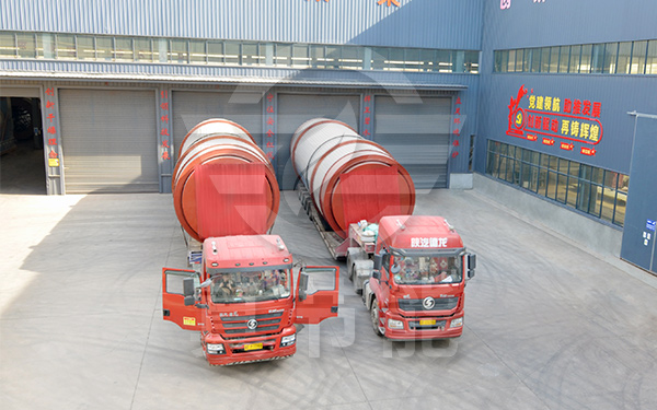 豆渣烘干機(jī)運(yùn)行現(xiàn)場(chǎng) 豆渣烘干機(jī)運(yùn)行現(xiàn)場(chǎng)